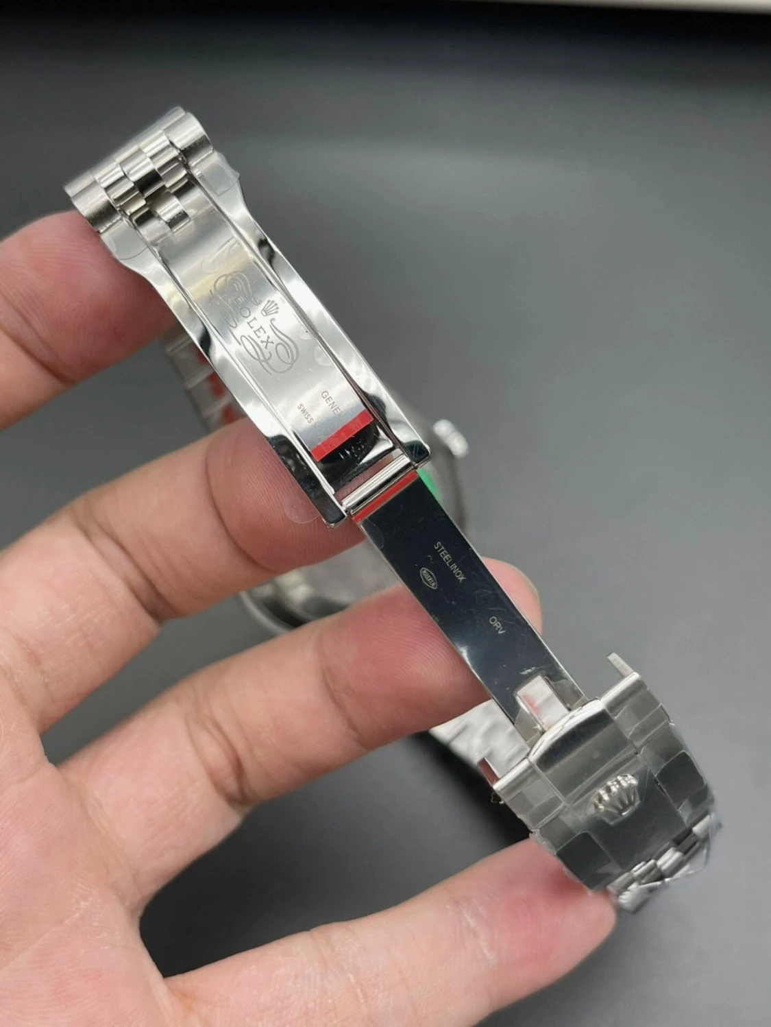 Role Black Date Just - 2