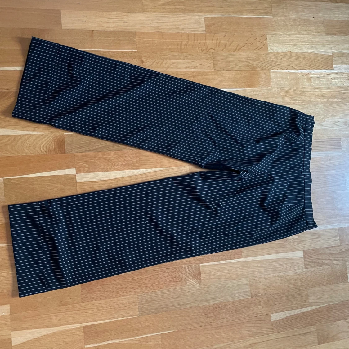 Oversized kostymbyxor - 1