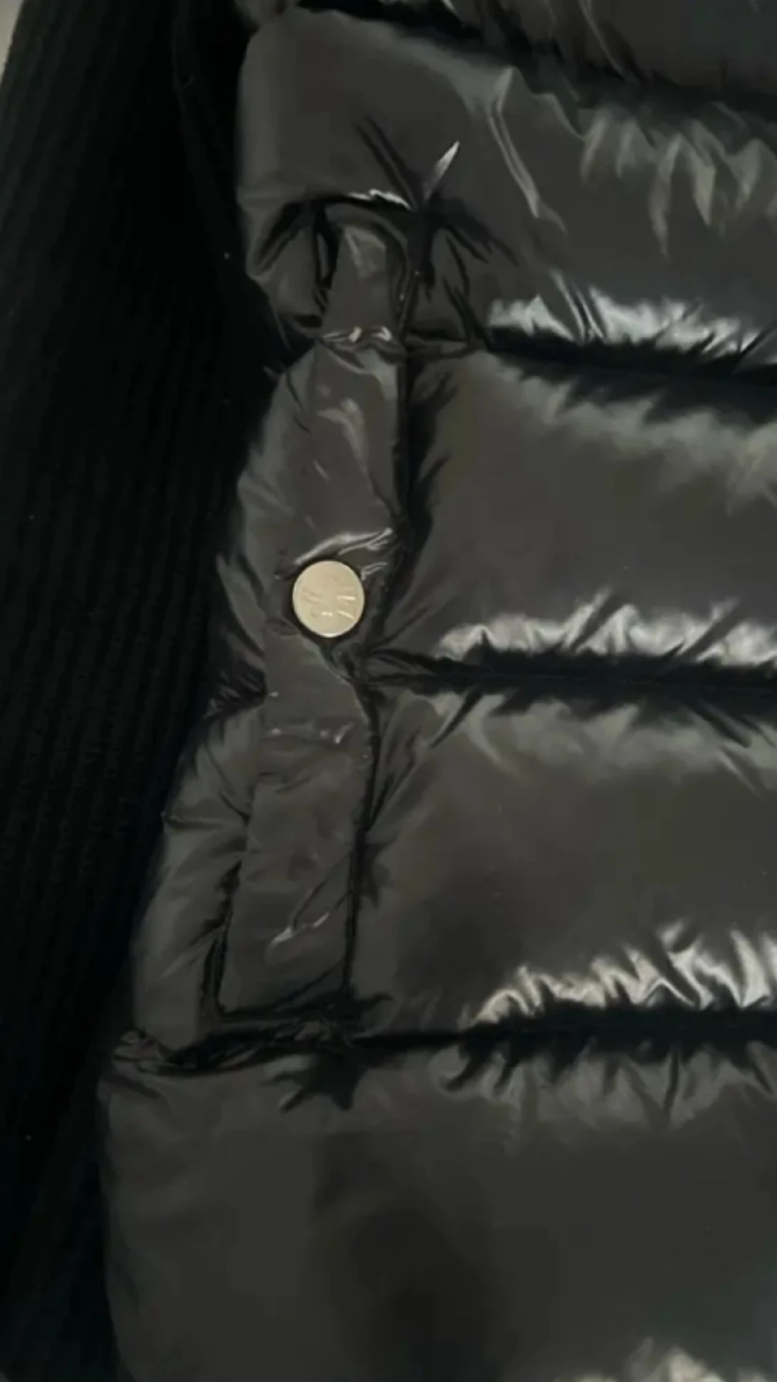 Svart dunväst från Moncler - 2