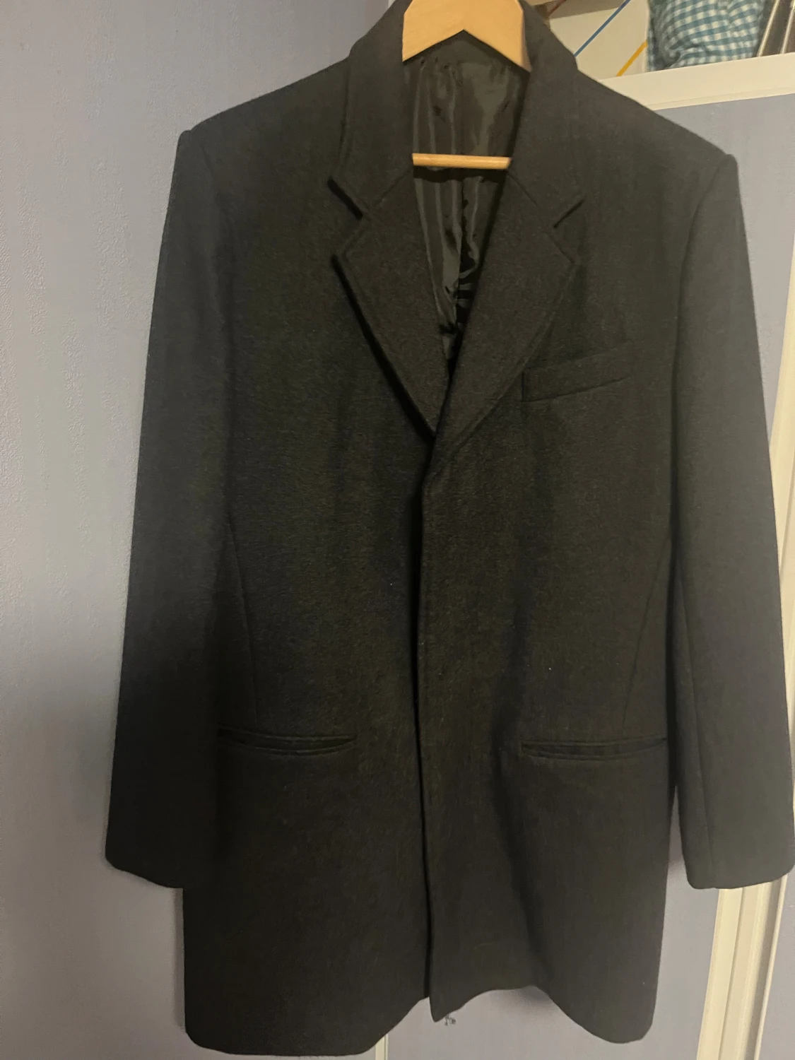 Svart rock från Dissident, storlek M