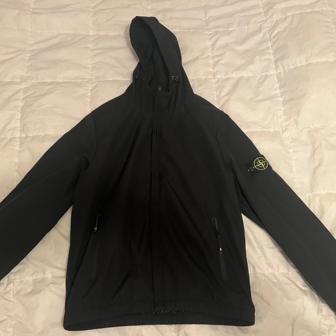 Svart vindjacka från Stone Island