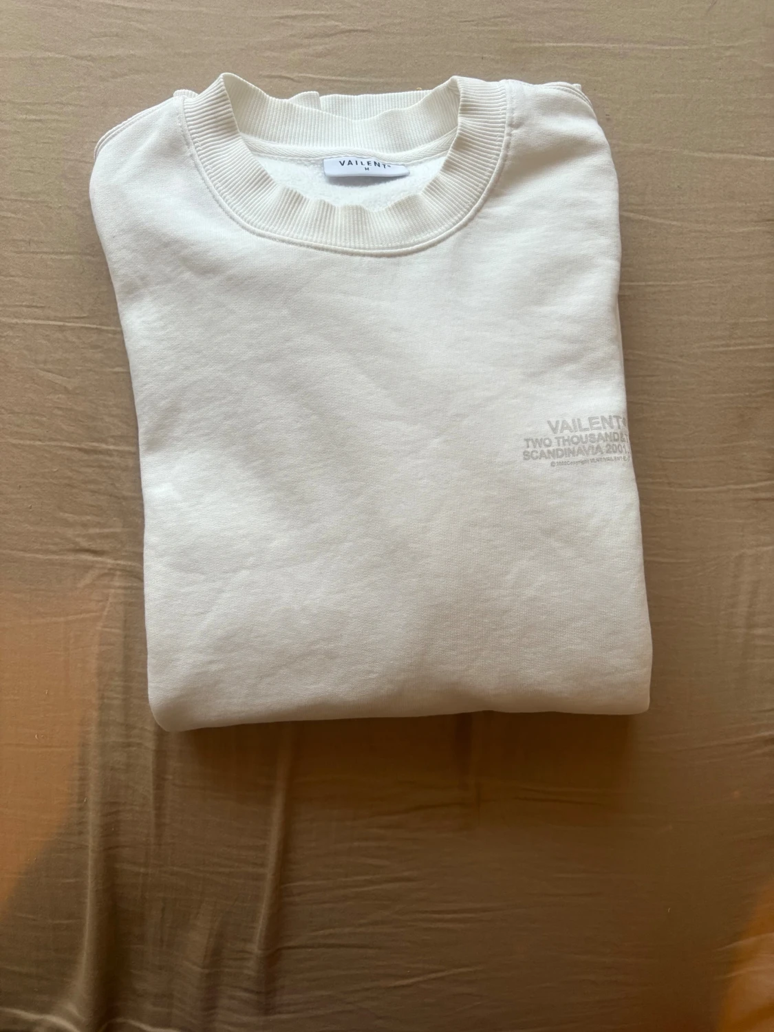 Vit sweatshirt från Vailent i M - 2