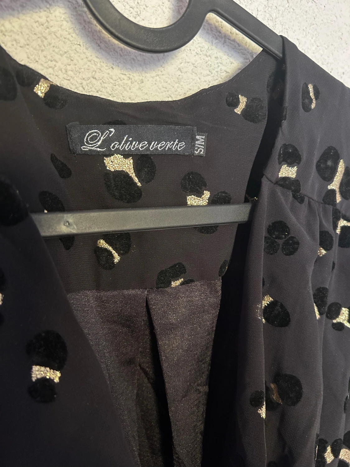 Svart långklänning med guldleopard  - 2