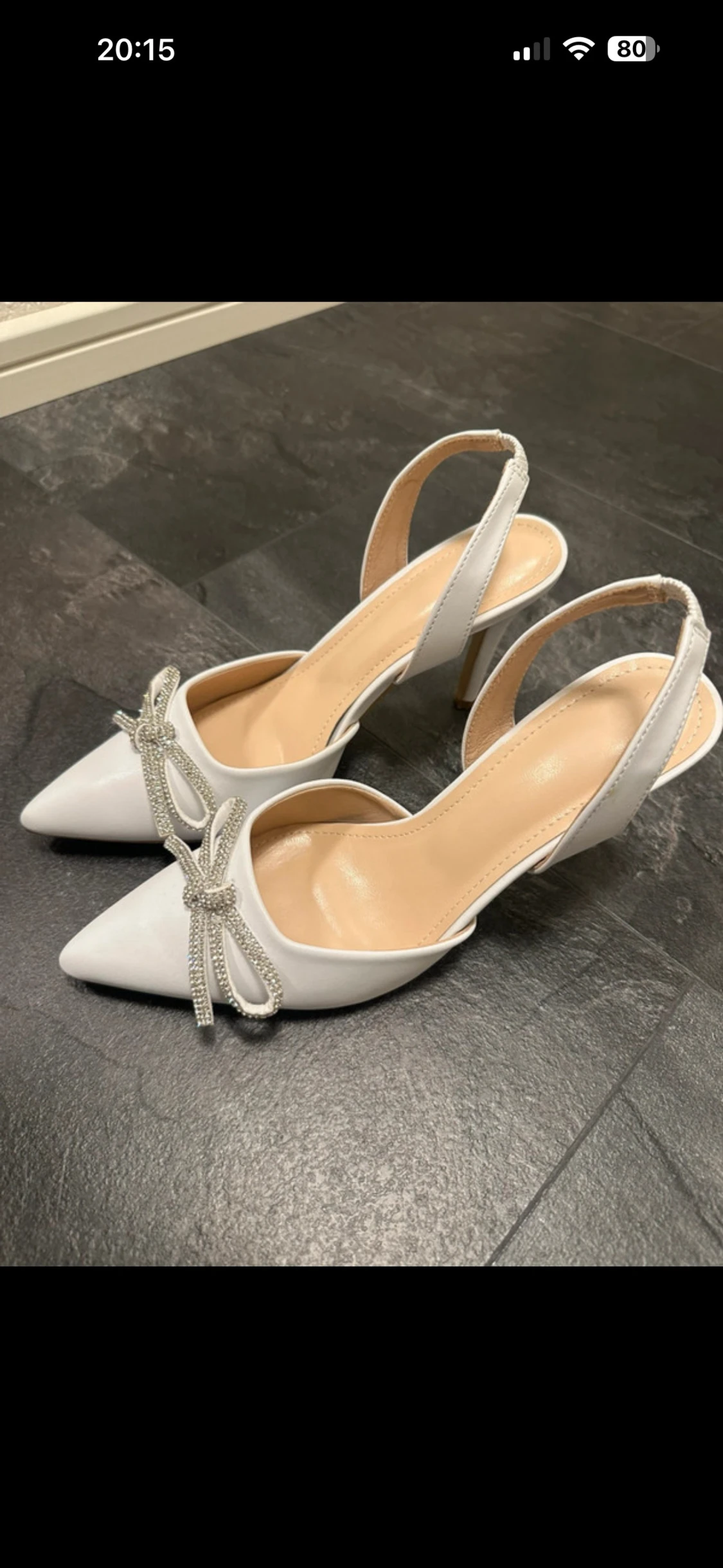 Vita pumps med strassrosett - 3