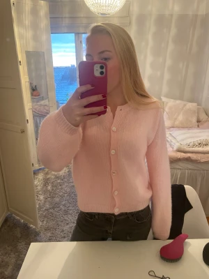 Rosa kofta - Aldrig använd, tveka inte om frågor!🥰