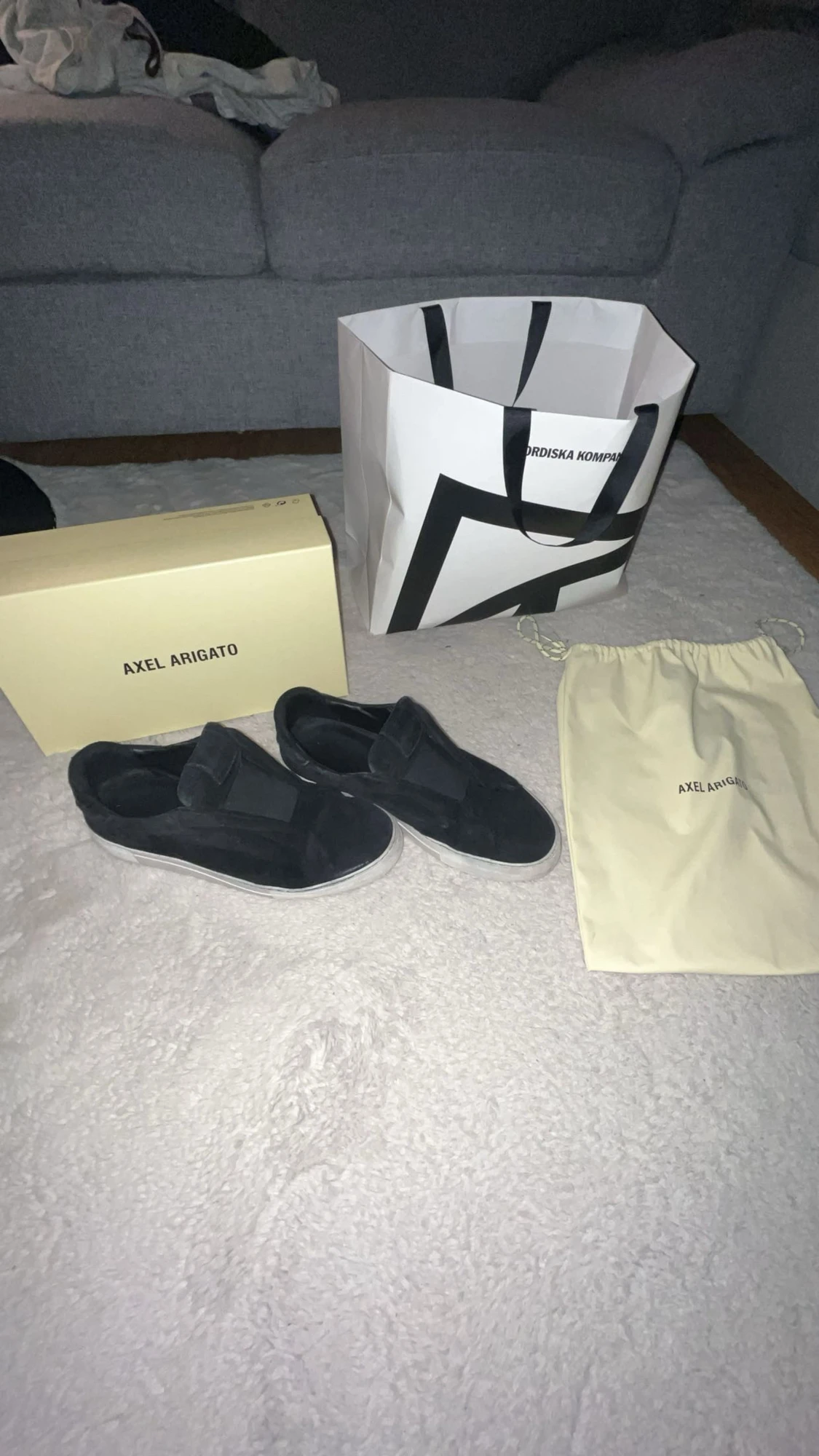 Svarta sneakers från Axel Arigato