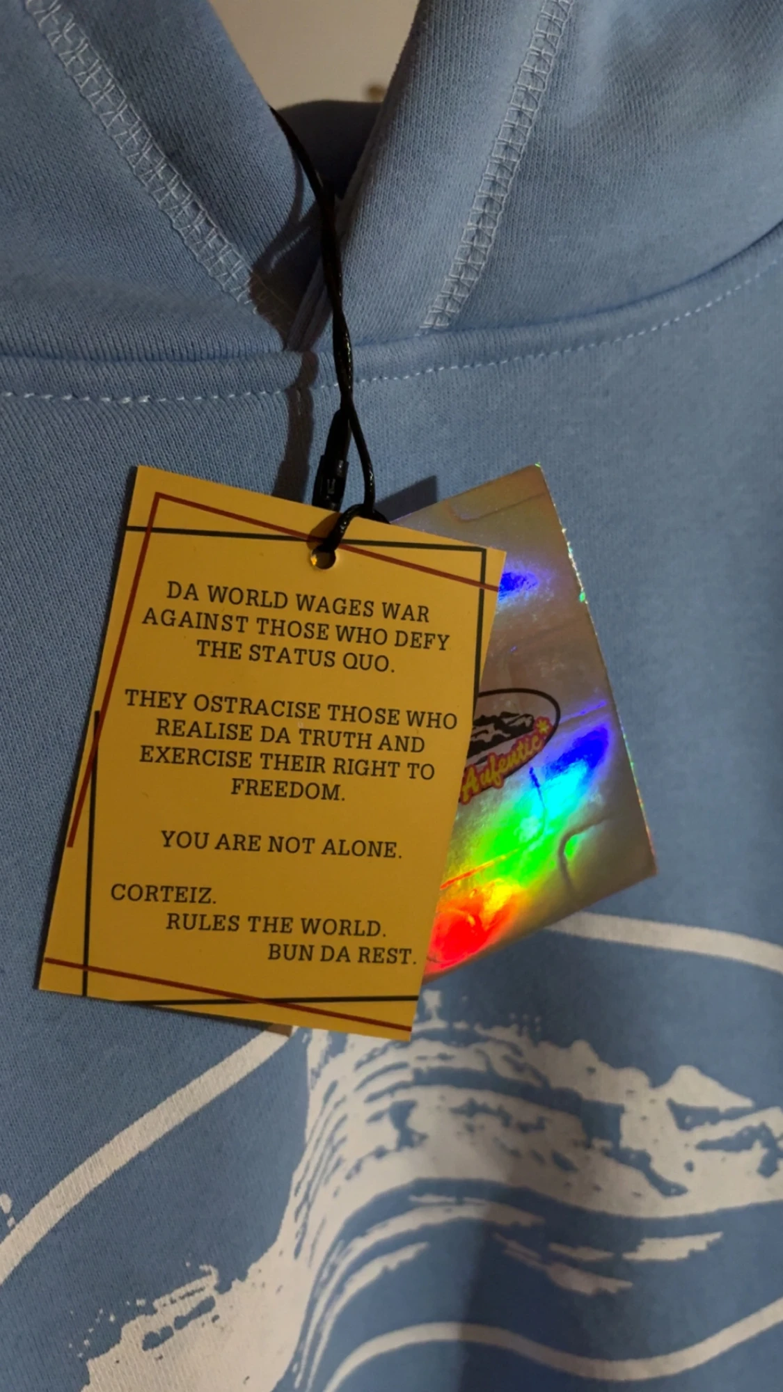 Blå hoodie från Corteiz med tryck - 2