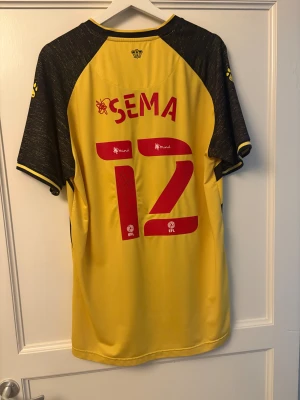 Signerad ken sema tröja - Watford tröja signerad av ken sema själv från 20/21 säsongen