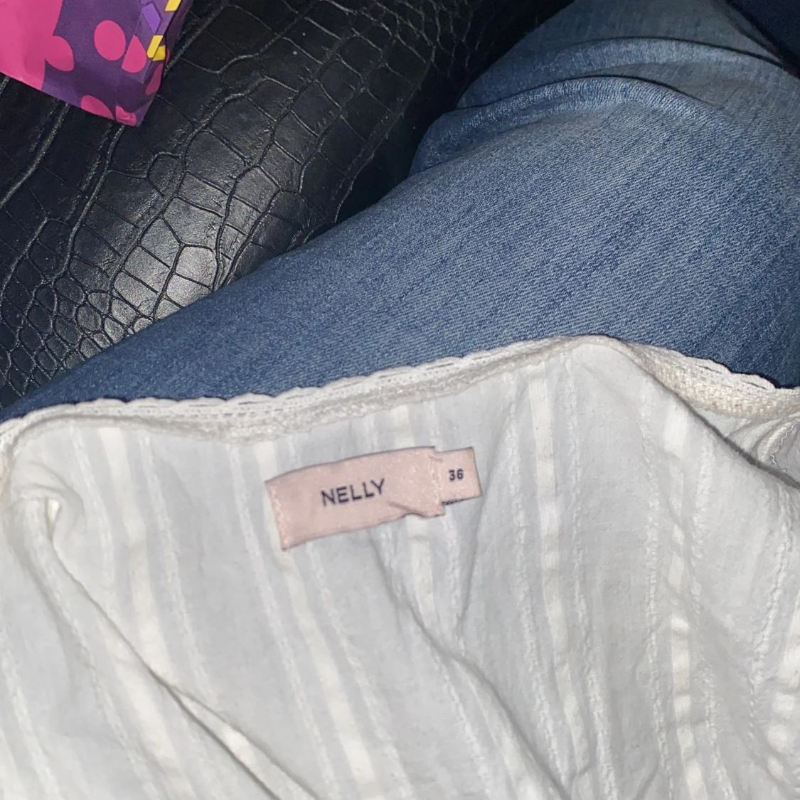 Vit randig blus från Nelly - 1