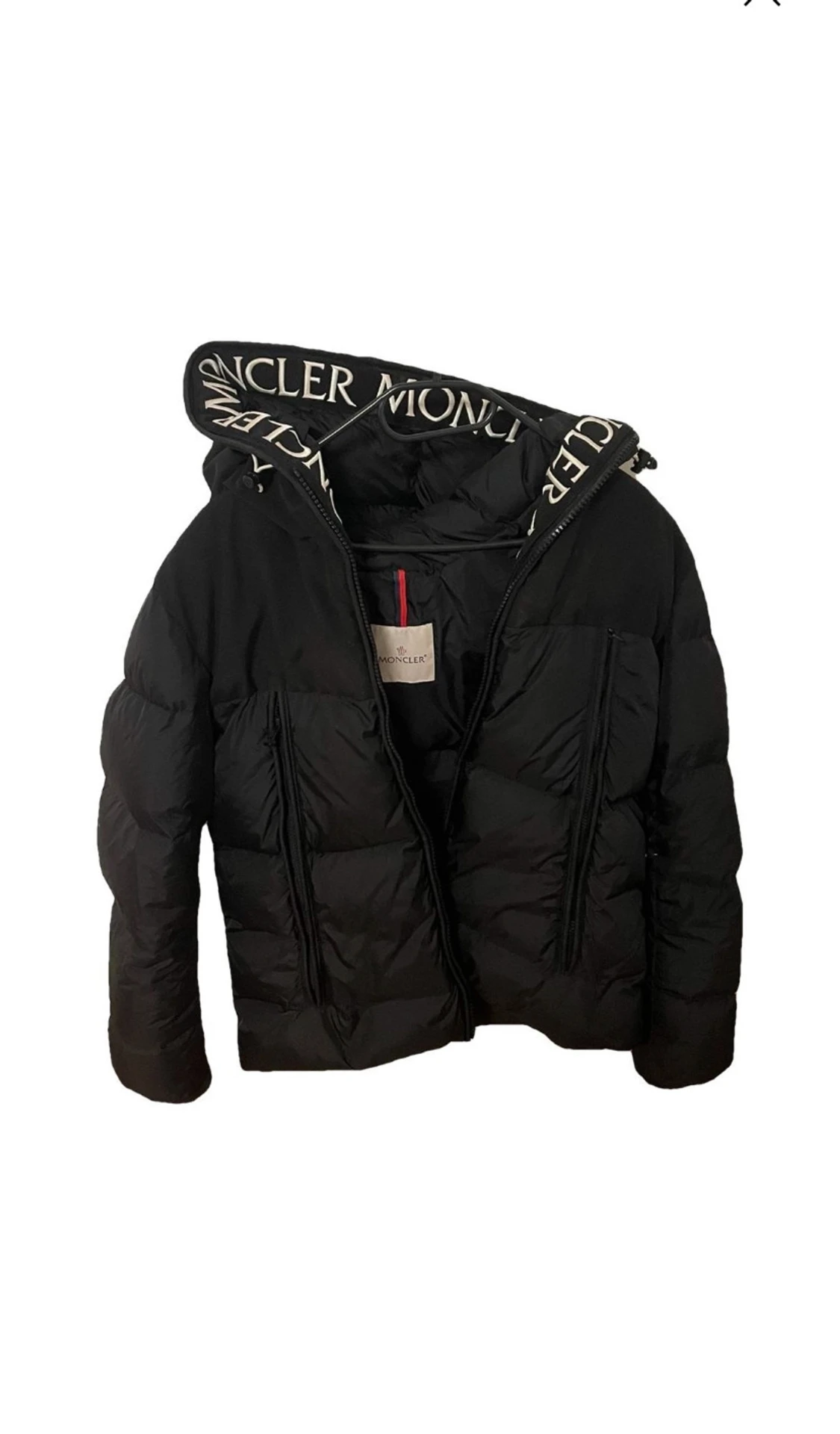 Svart Moncler dunjacka