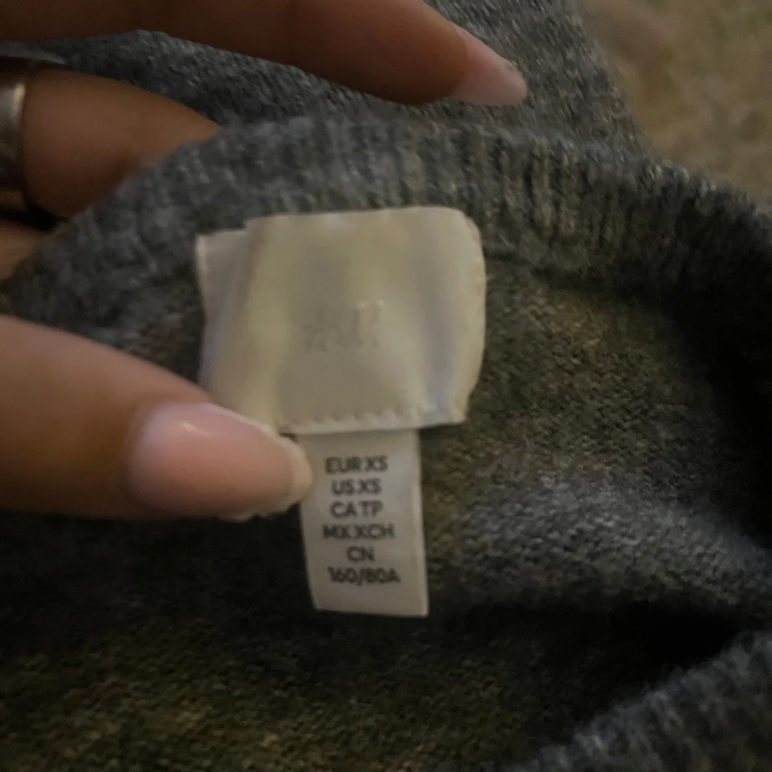 Grå stickad topp från H&M - 2