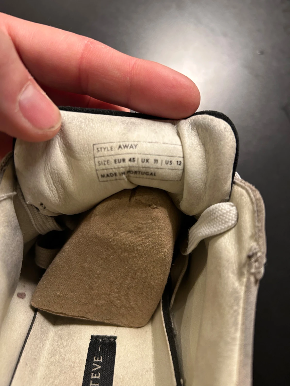 Sneaky Steve away vita och beige sneakers  - 5