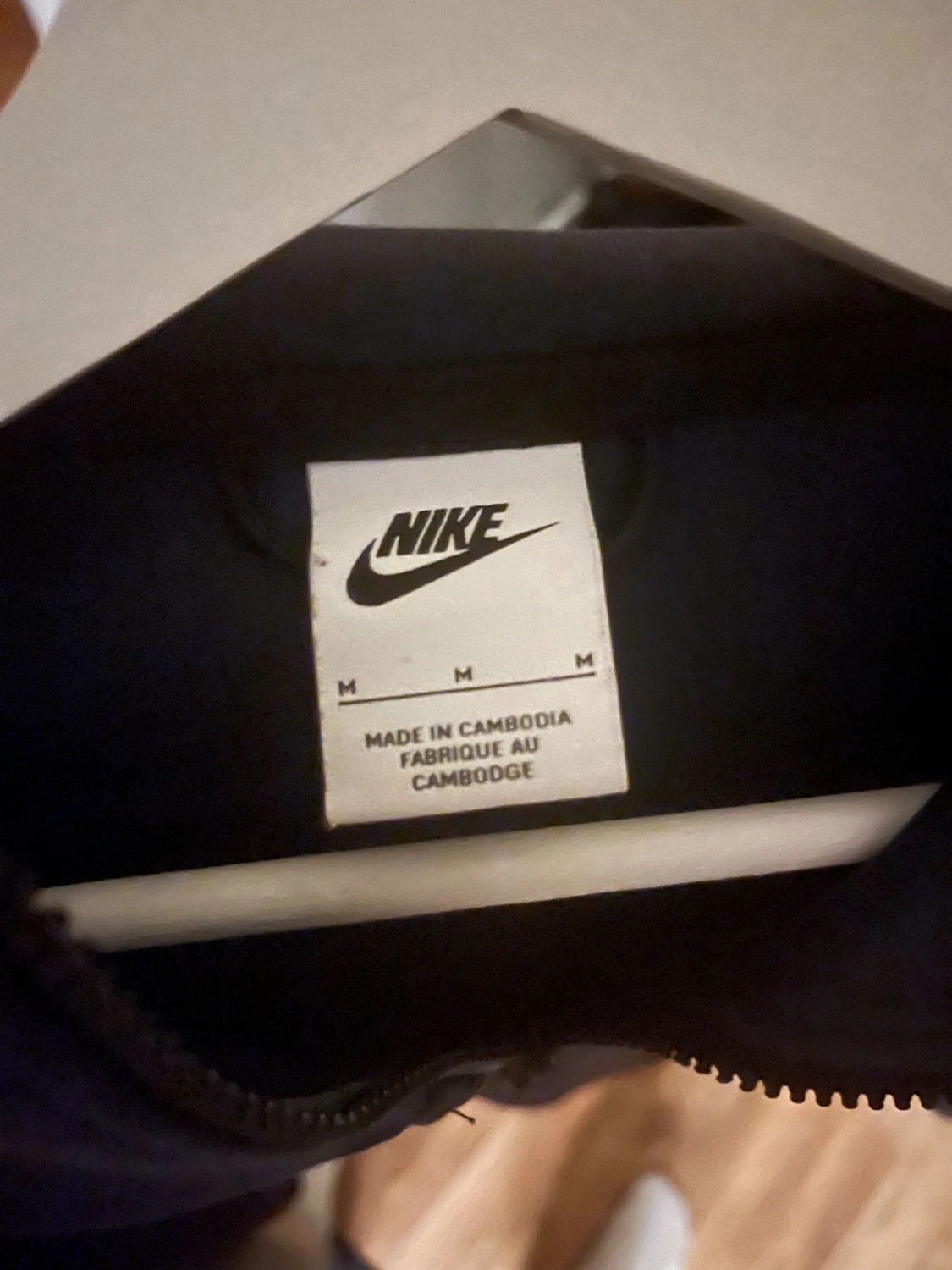 Mörkblå Nike tech med huva - 2