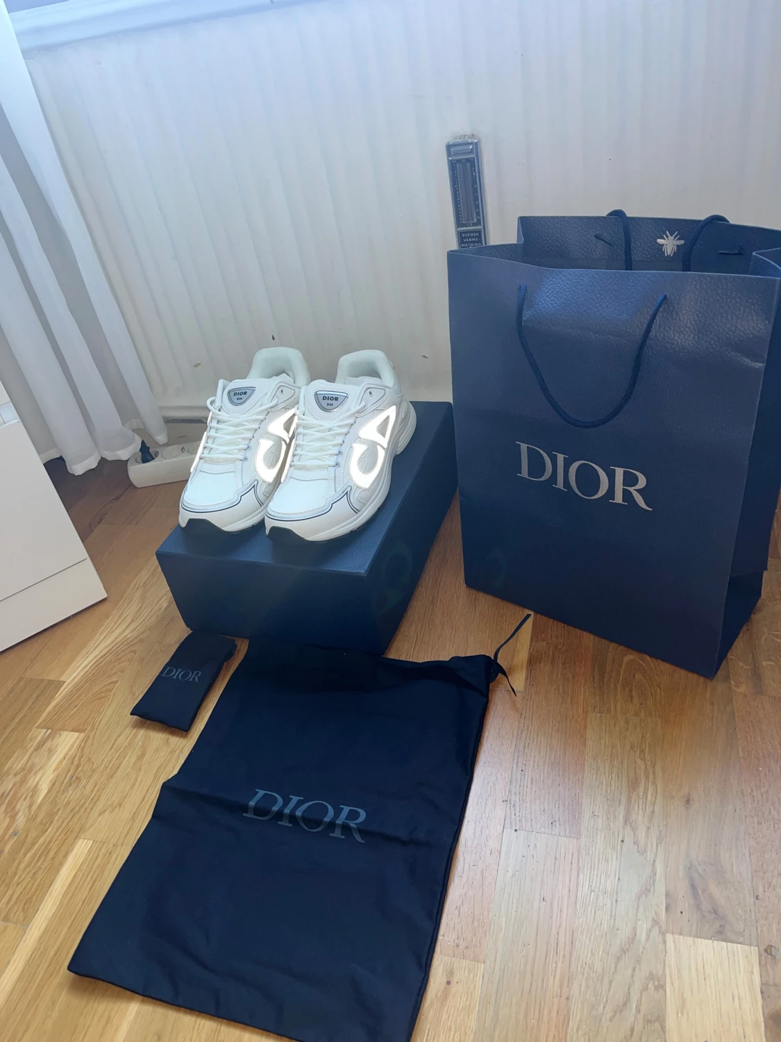 Vita Dior sneakers med reflekterande detaljer - 6