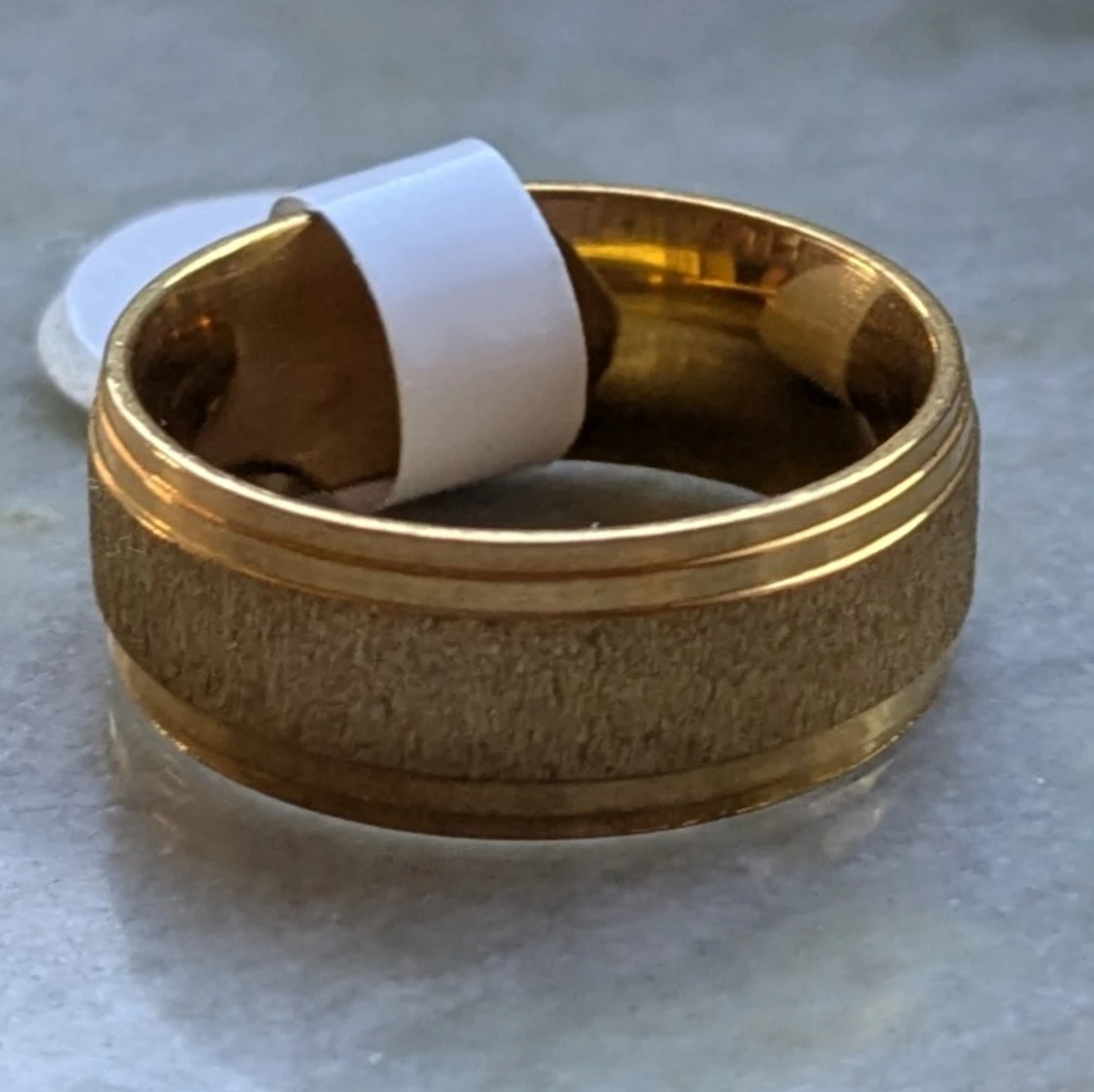 Guldfärgad ring - 3