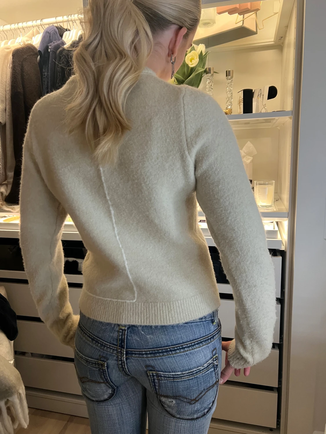 Beige stickad tröja  - 1