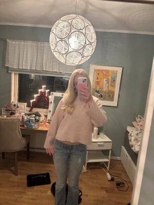 Jättesnygg stickad tröja!! - Den är i superiskick! Tveka inte vid frågor💓