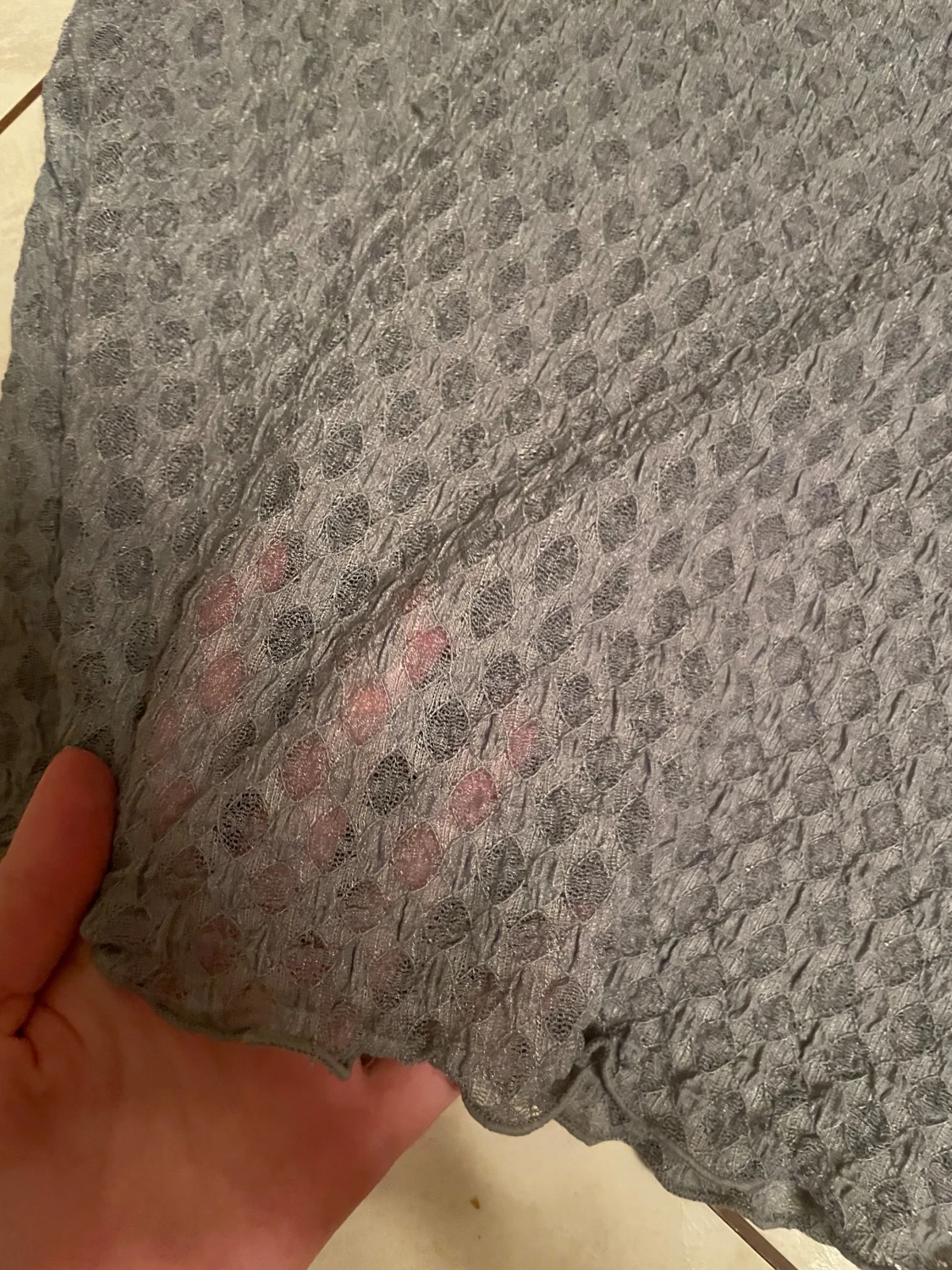 Genomskinlig tröja - 1