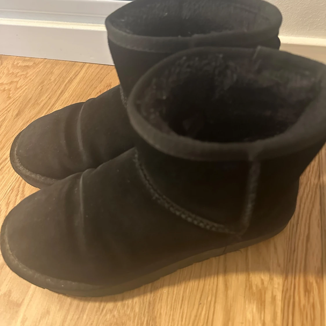 UGGs liknande skor storlek 37  - 3