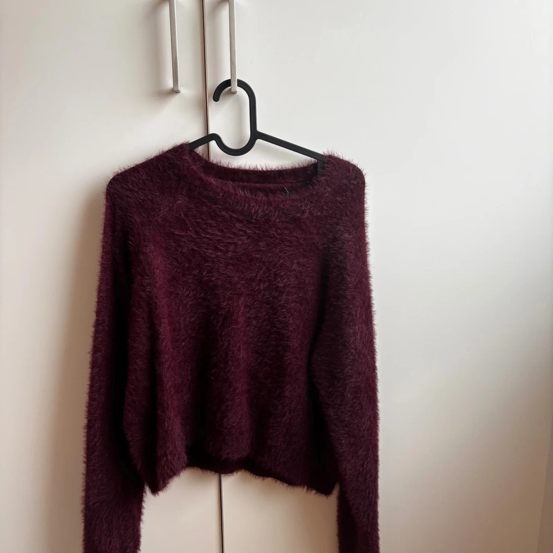 Vinröd stickad tröja - 3