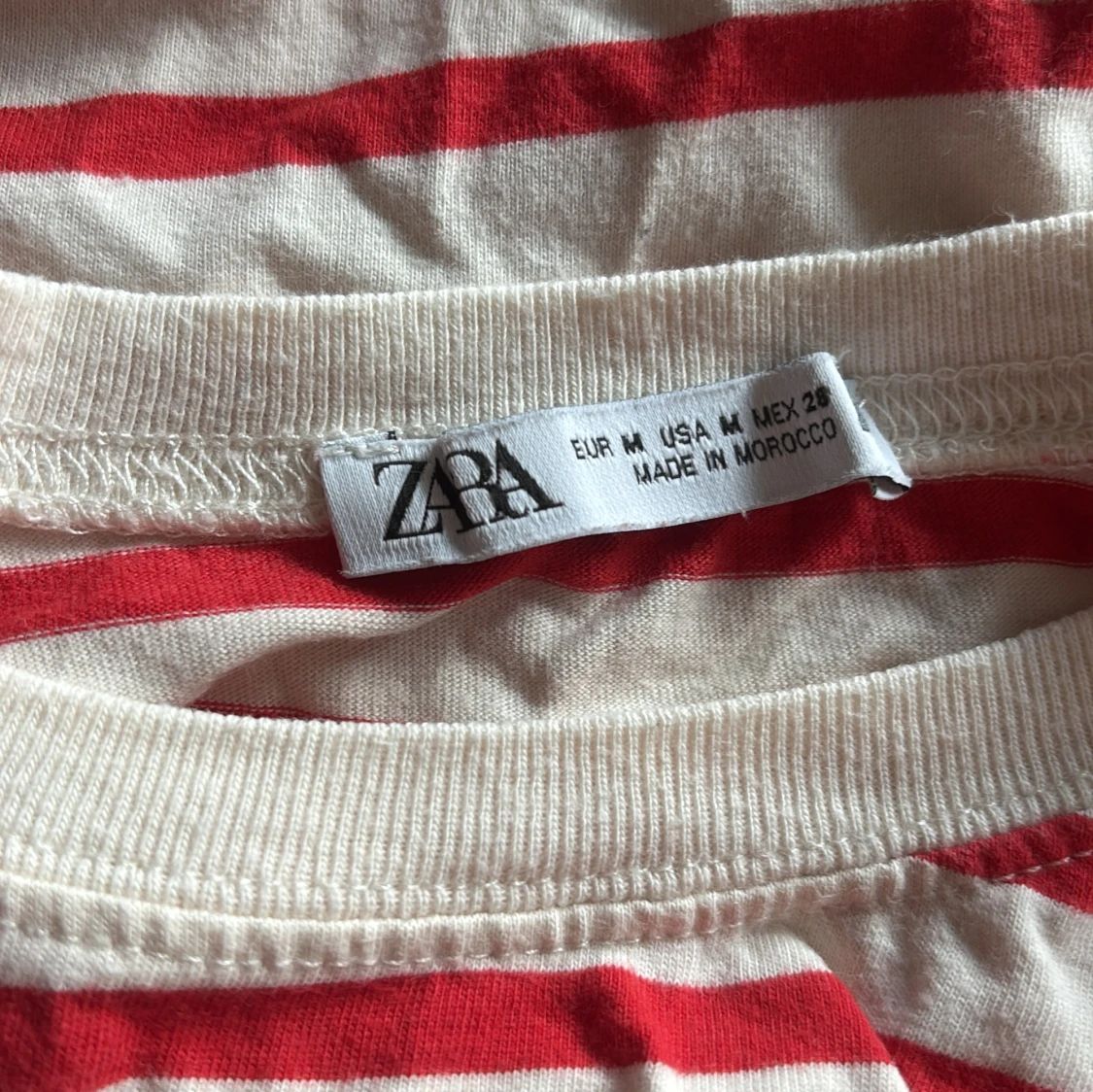 Randig volangblus från Zara - 2