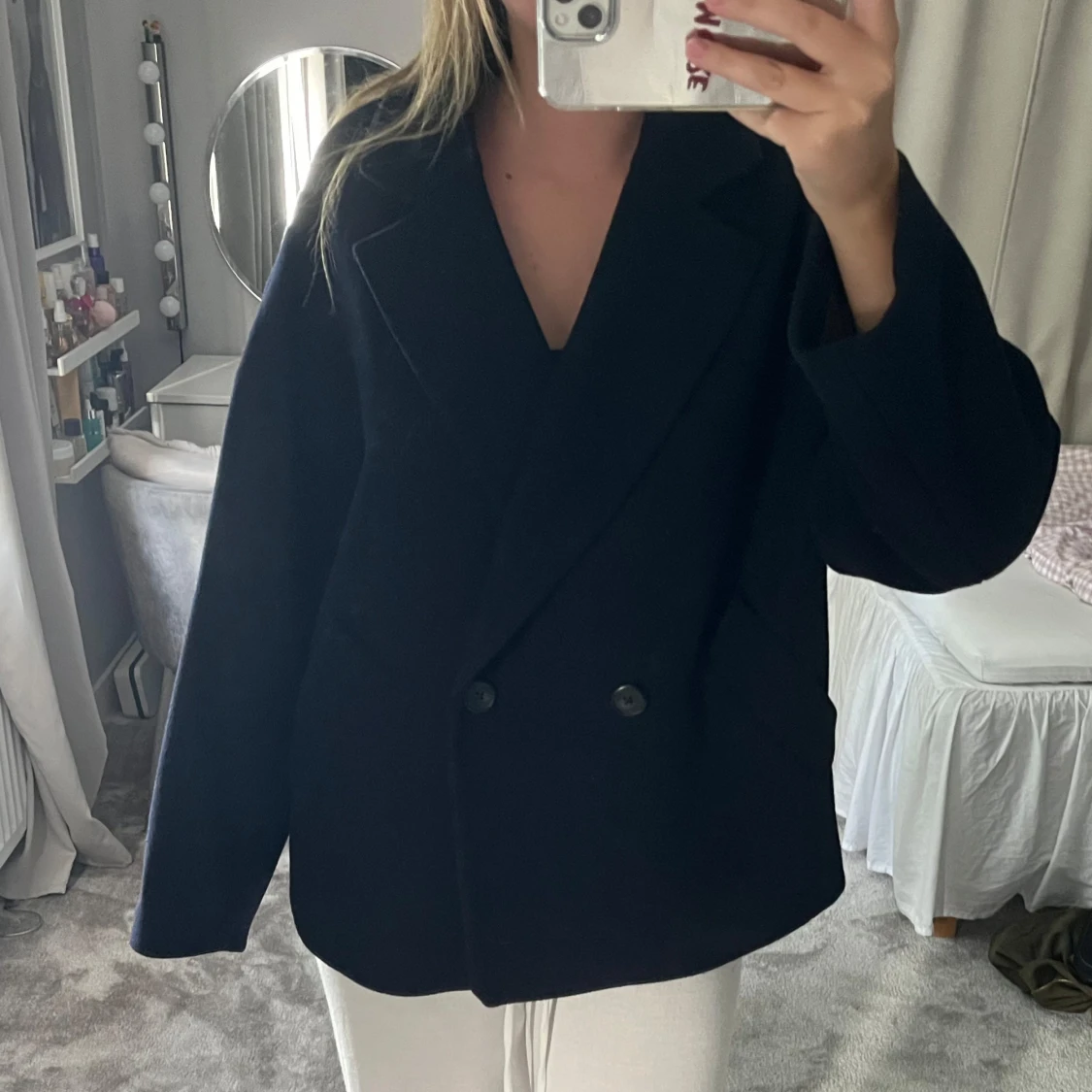 Mörkblå kappa  - 1