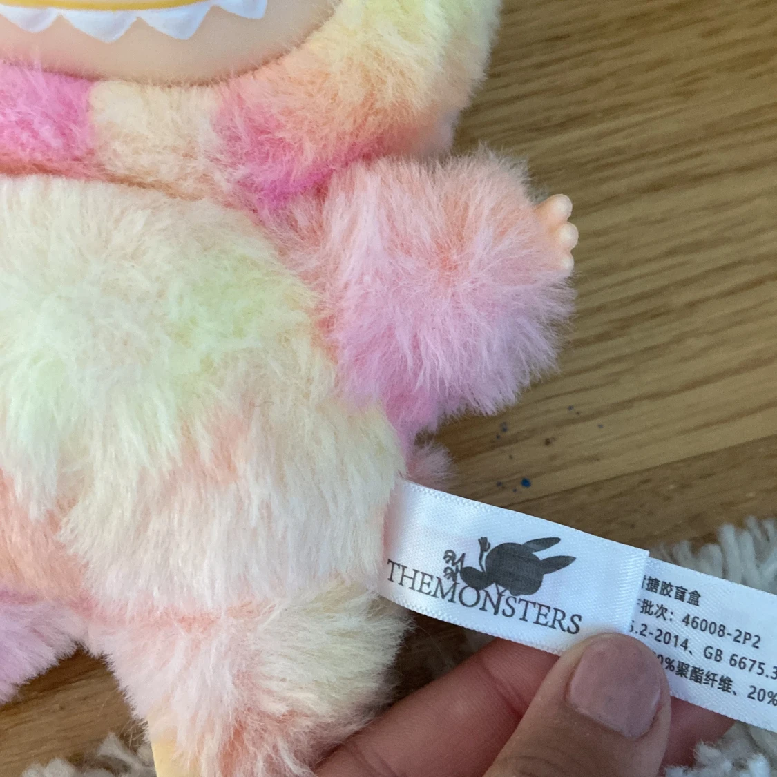 Labubu Big In to energy pop mart - 2