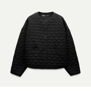 Zara jacka❤️ - Säljer min as snygga o populära jacka ifrån Zara❤️helt slutsåld på hemsidan!