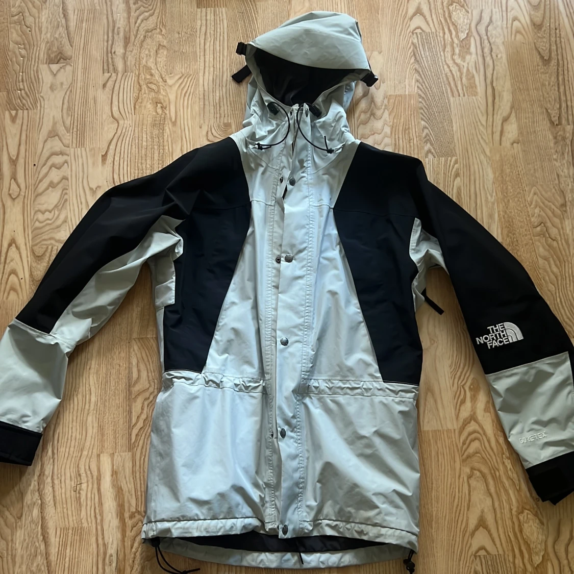 The North Face Gore-Tex vindjacka XS