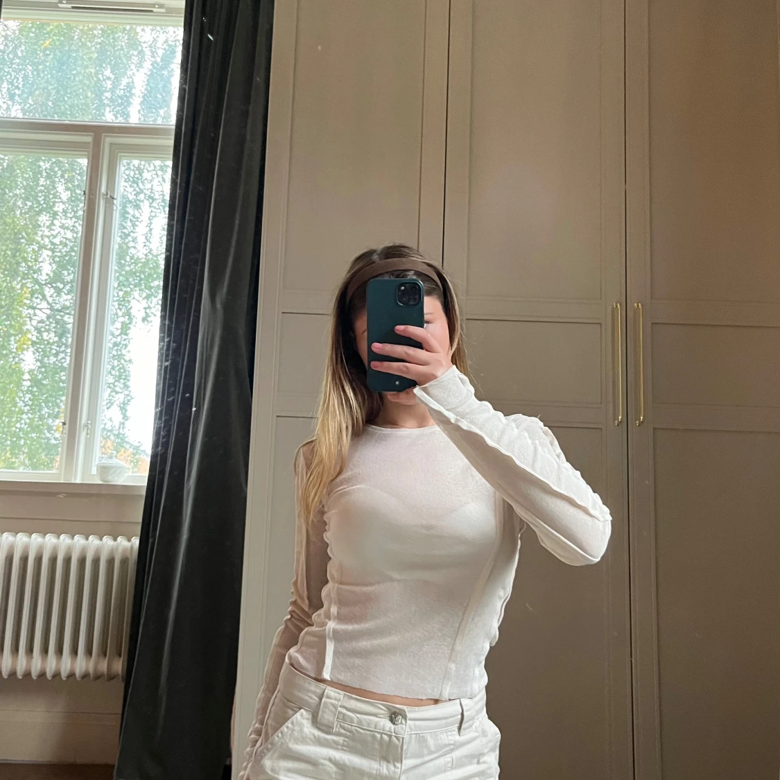 Off-white långärmad meshtröja - 1