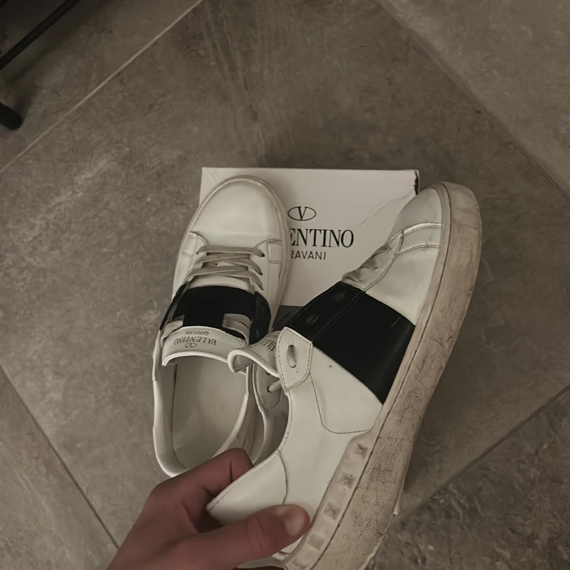 Valentino Garavani Open sneakers vit/svart - 1