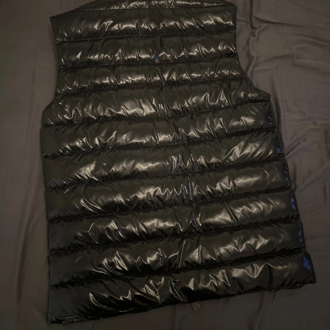 Svart dunväst från Moncler - 3