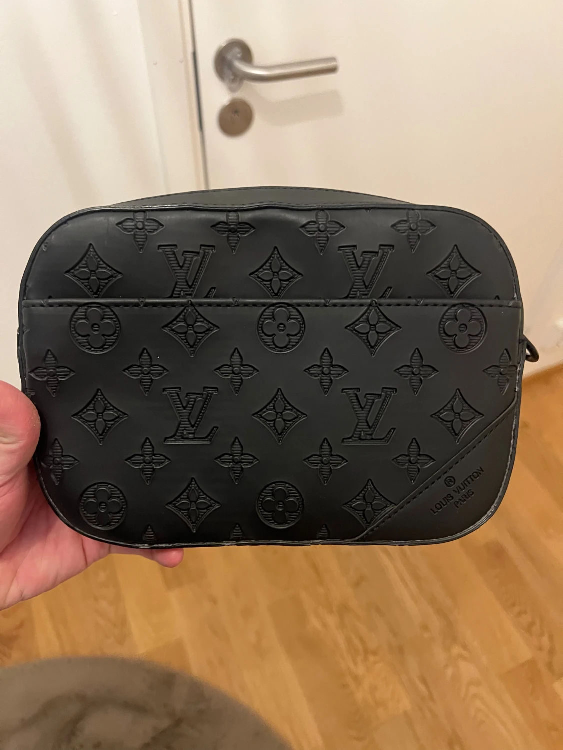 Märkes handväska herr