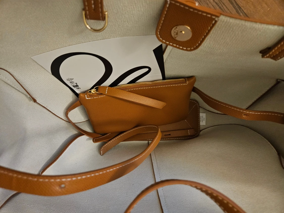 Brun handväska från Polène i skinn - 3