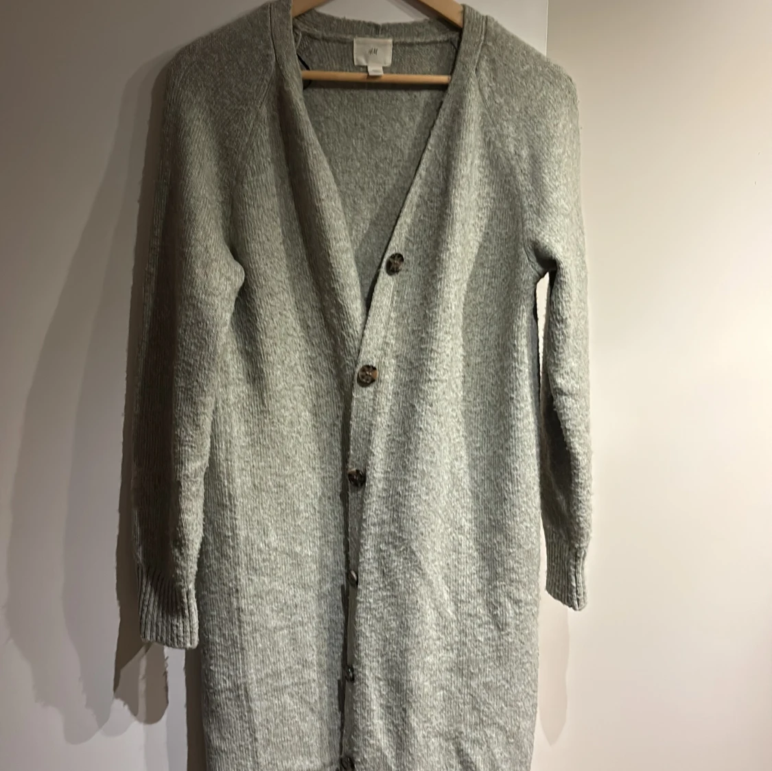 Grå lång kofta från H&M