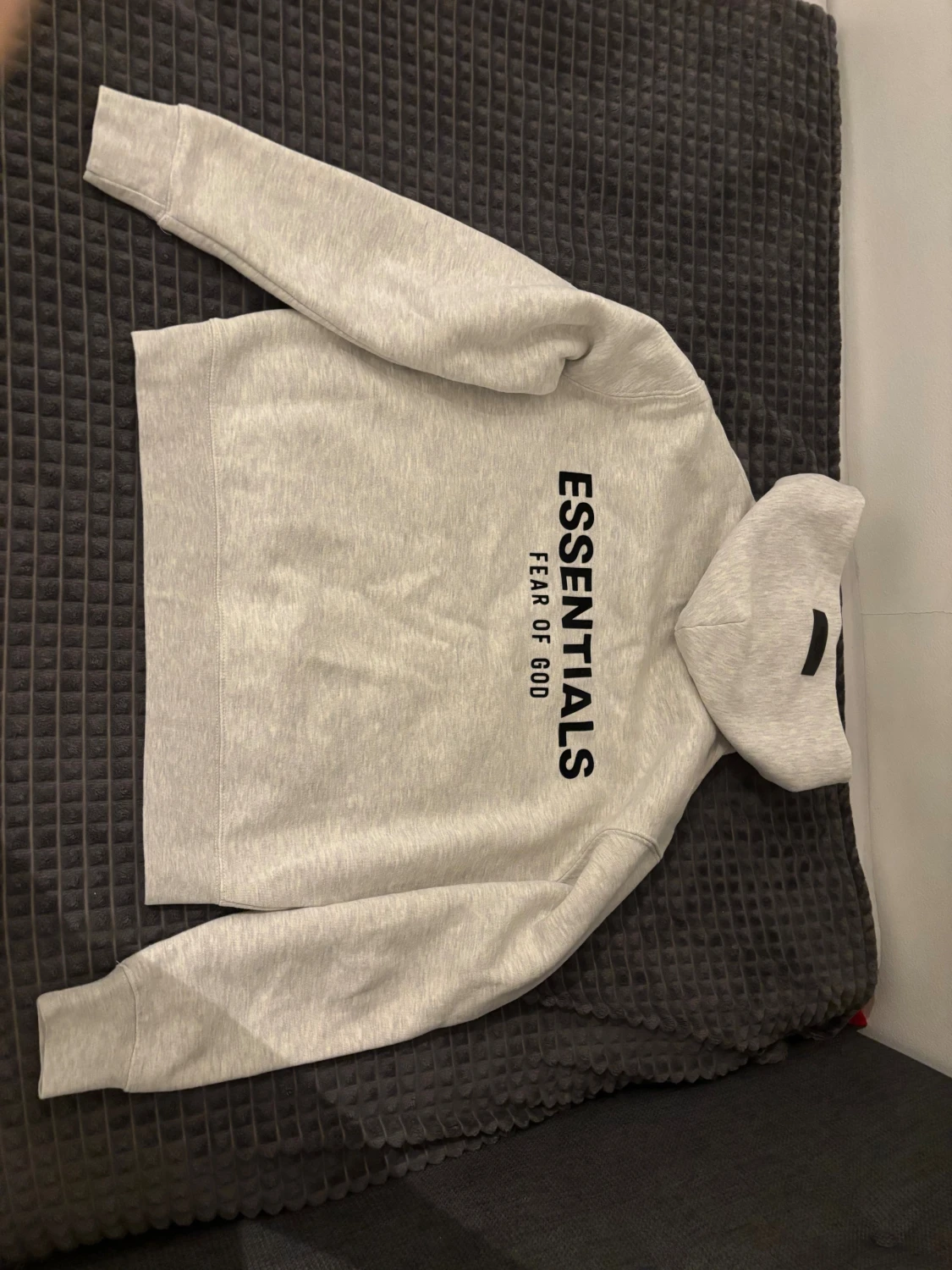 Grå Essentials Fear of God hoodie - 1