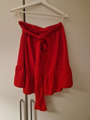 Fin omlet kjol  - Rod fin, Skön kjol 