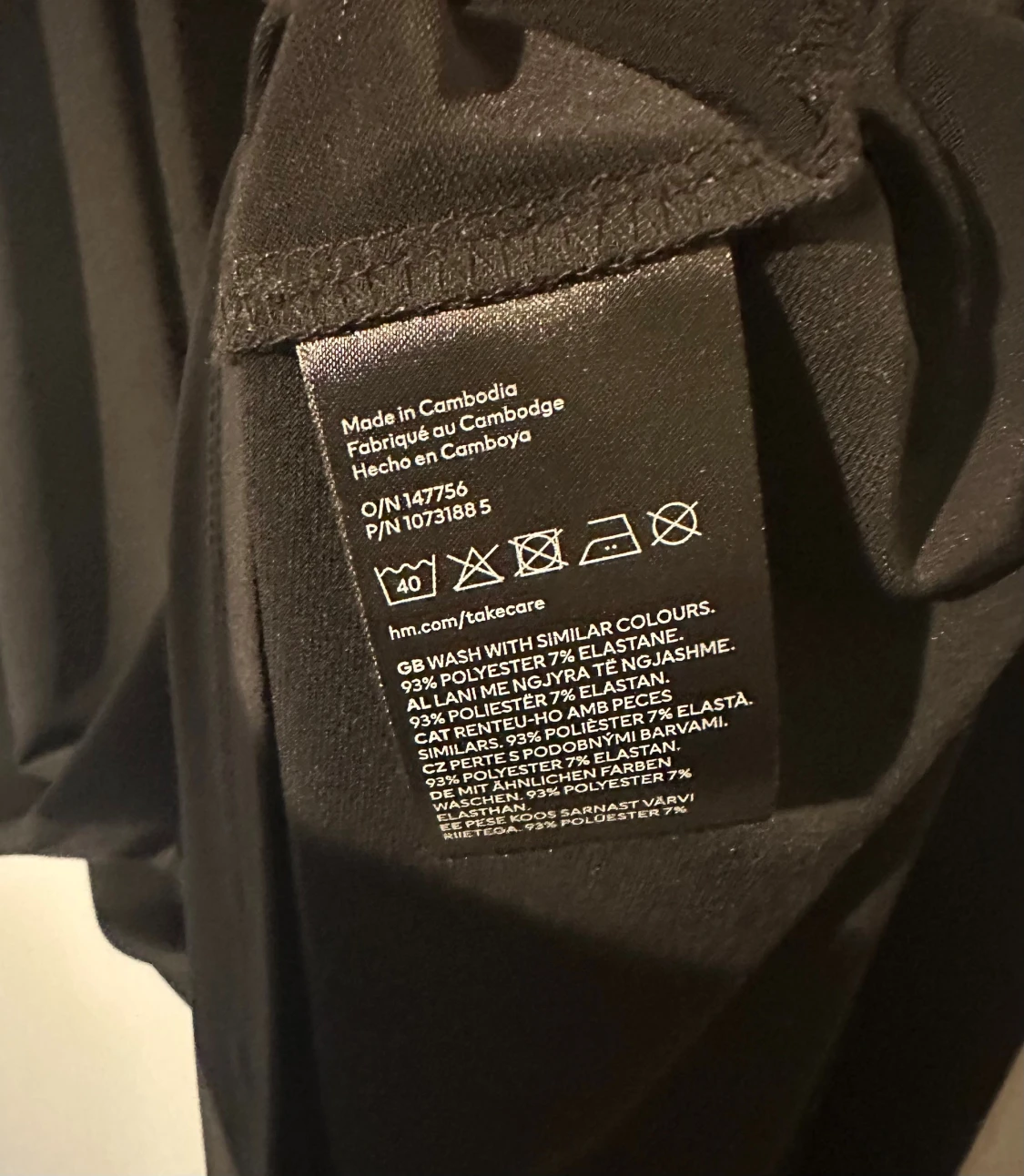 H&M svart off-shoulder klänning, storlek S - 5