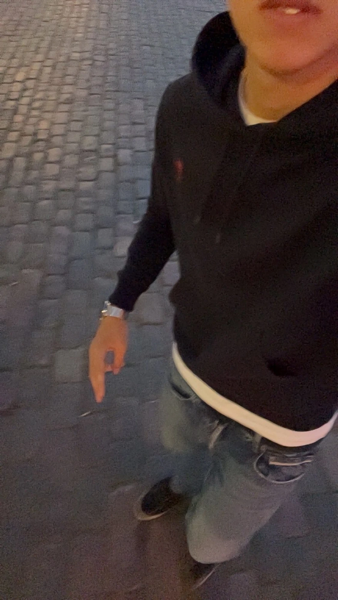 Mörkblå hoodie från Ami Paris - 3