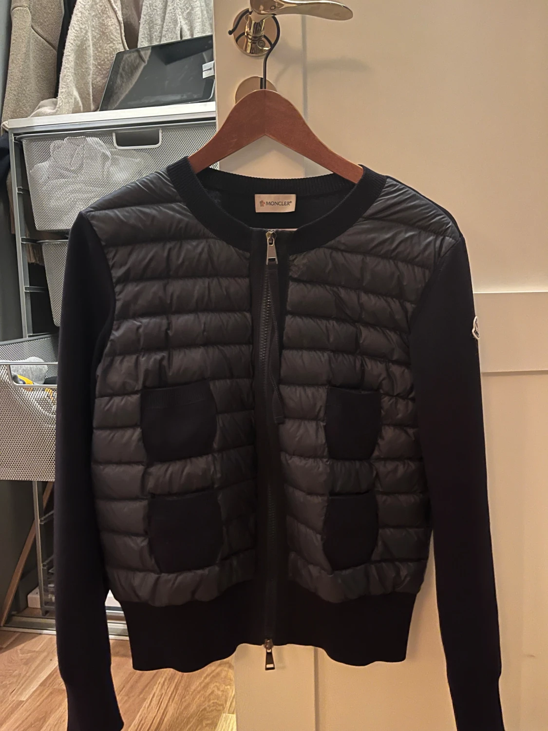 Svart quiltad pufferjacka från Moncler - 2