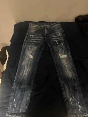 desquare jeans - Storlek 50 knappt använda Max 3 gånger 