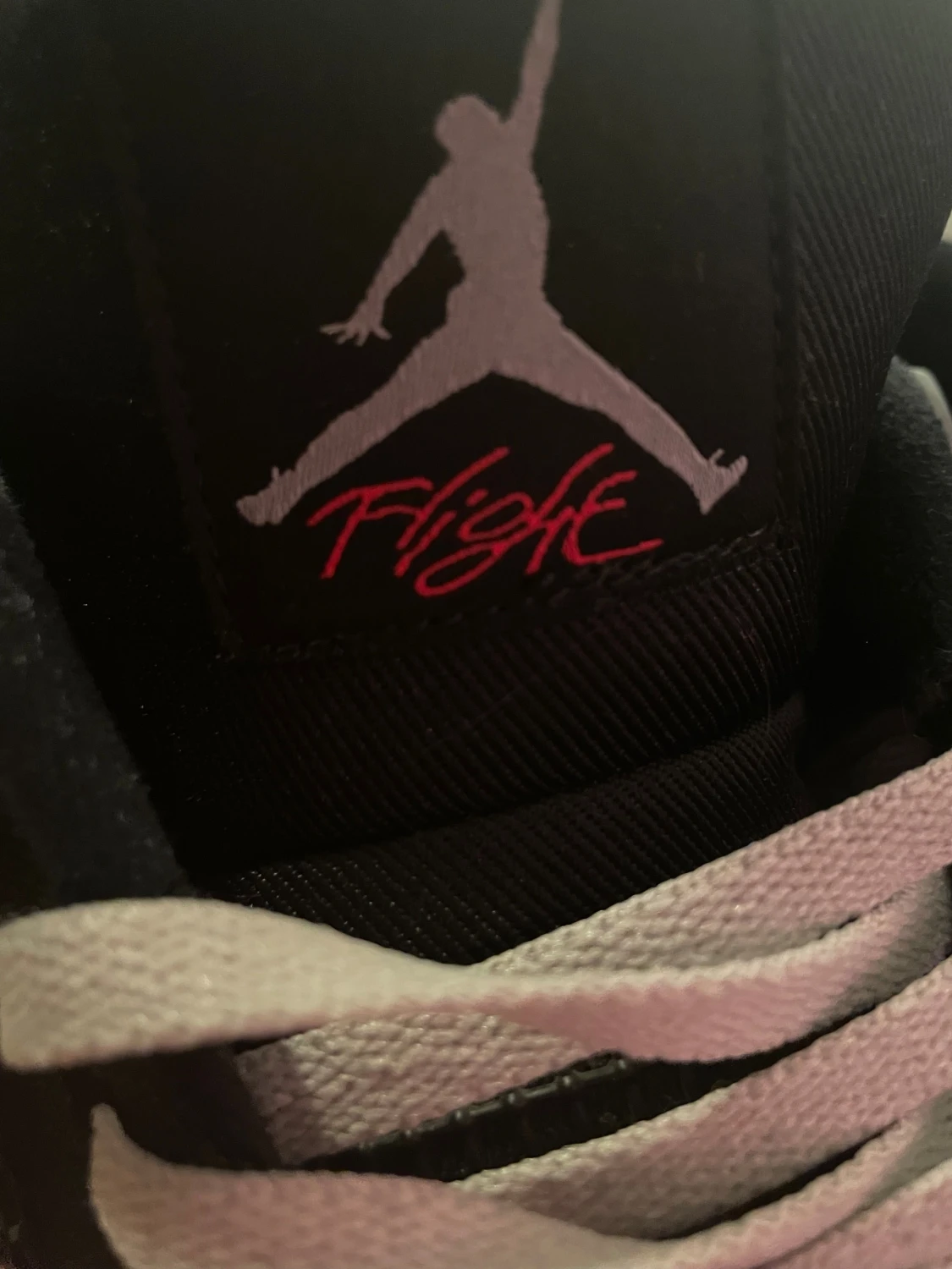 Jordan 4 Svarta (pris kan diskuteras!) - 1