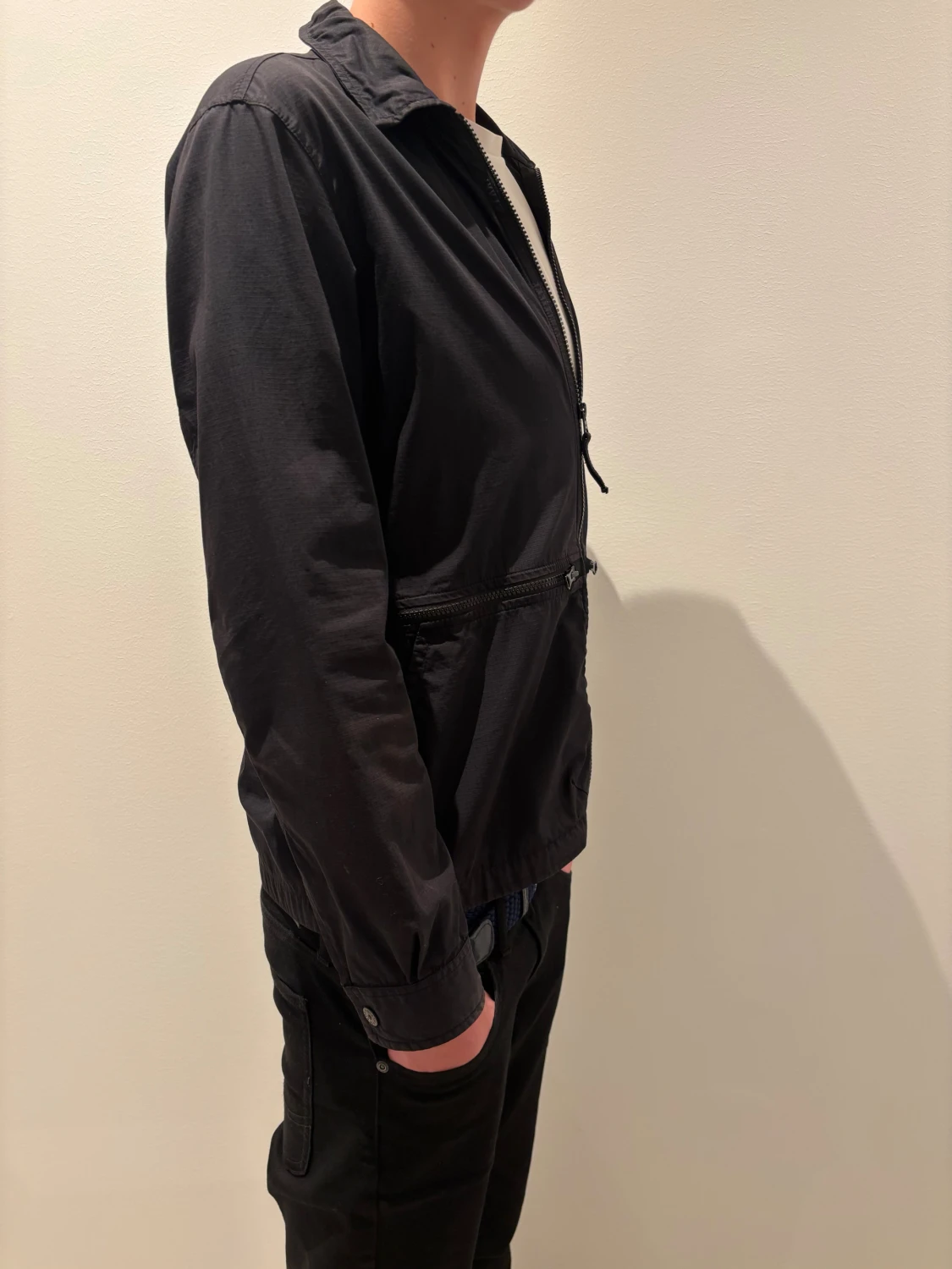 Svart vindjacka från Stone Island - 3