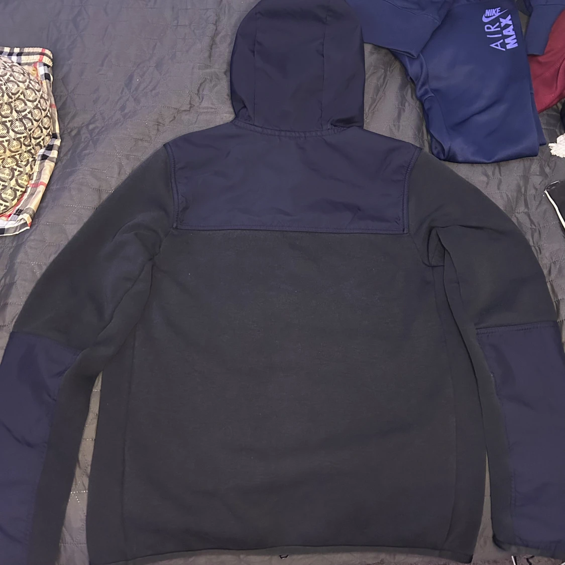 Sällsynt Nike Tech Fleece Svart/Reflektiv - 1