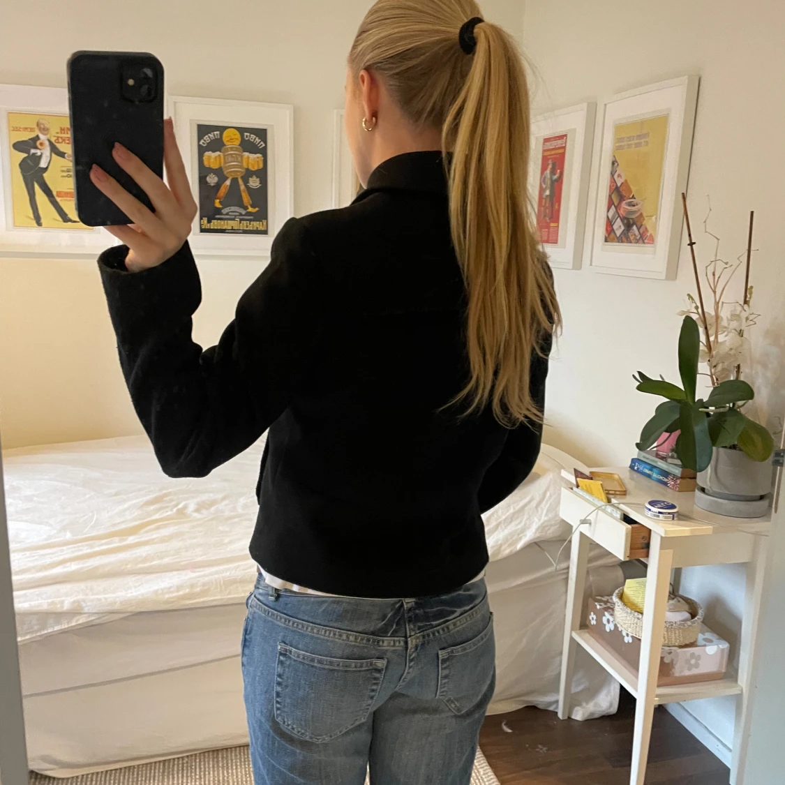 Kort svart kappa  - 3