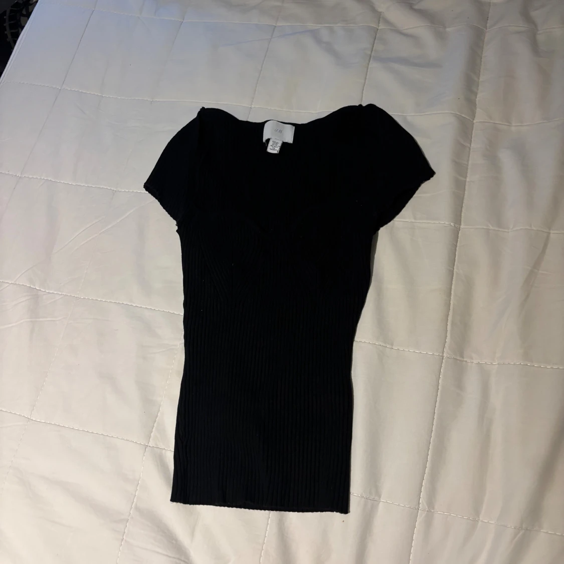 Svart ribbad topp från H&M XS