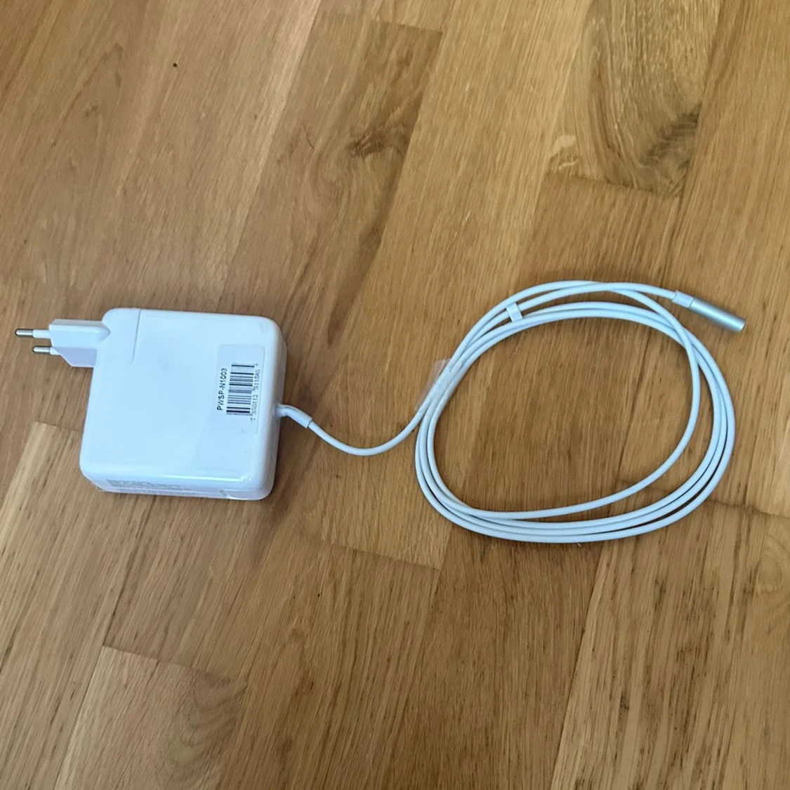 macbook pro magsafe charger - 1