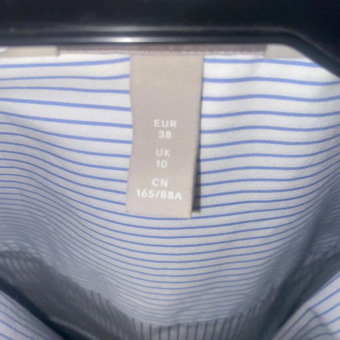 Randig skjorta i bomull från H&M - 1