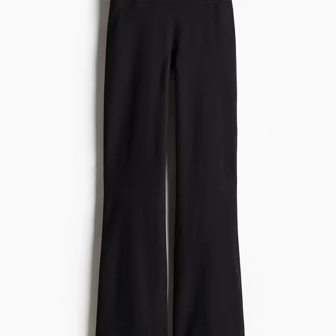 Svarta bootcut leggings med hög midja