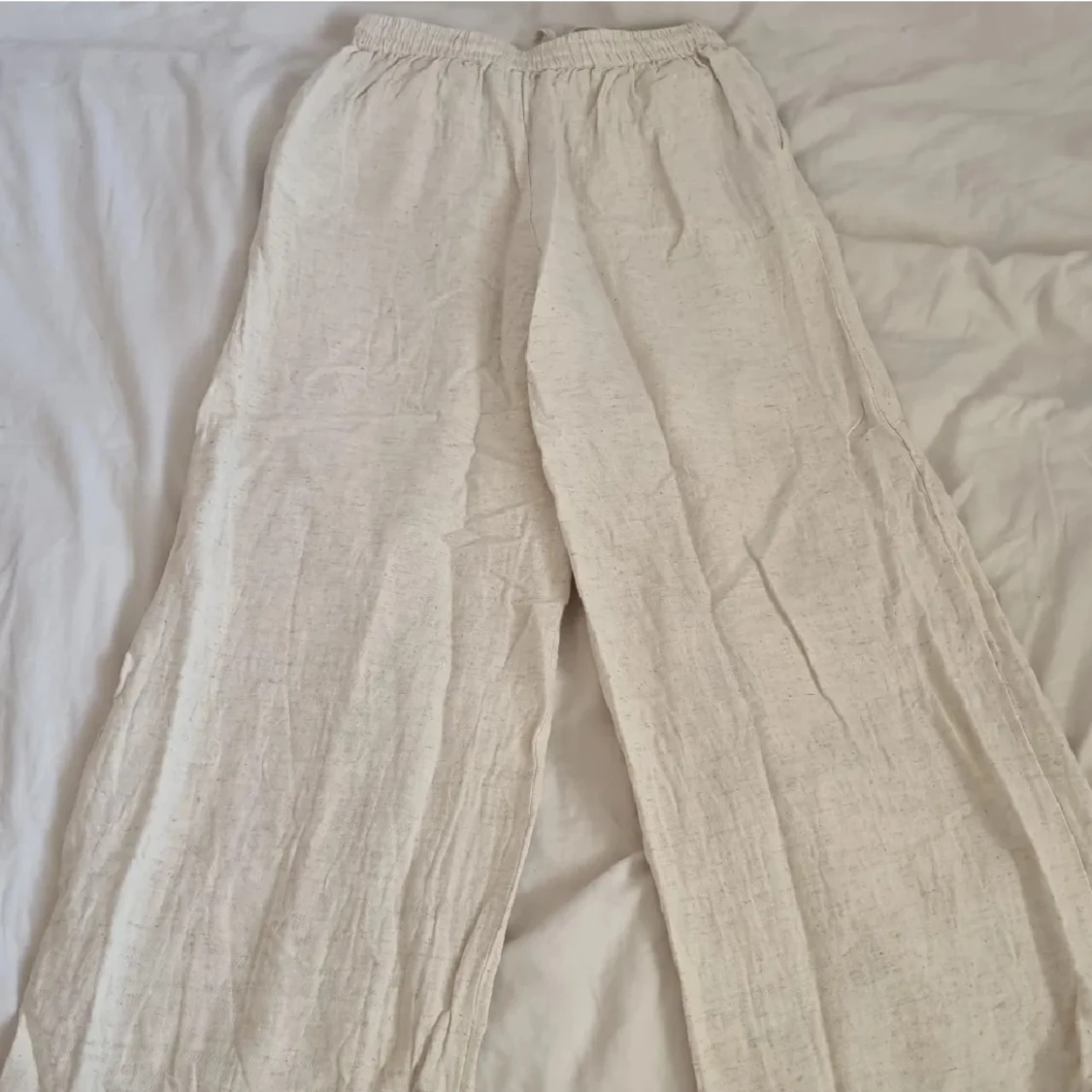 Beiga linnebyxor med snörning, Nelly - 4